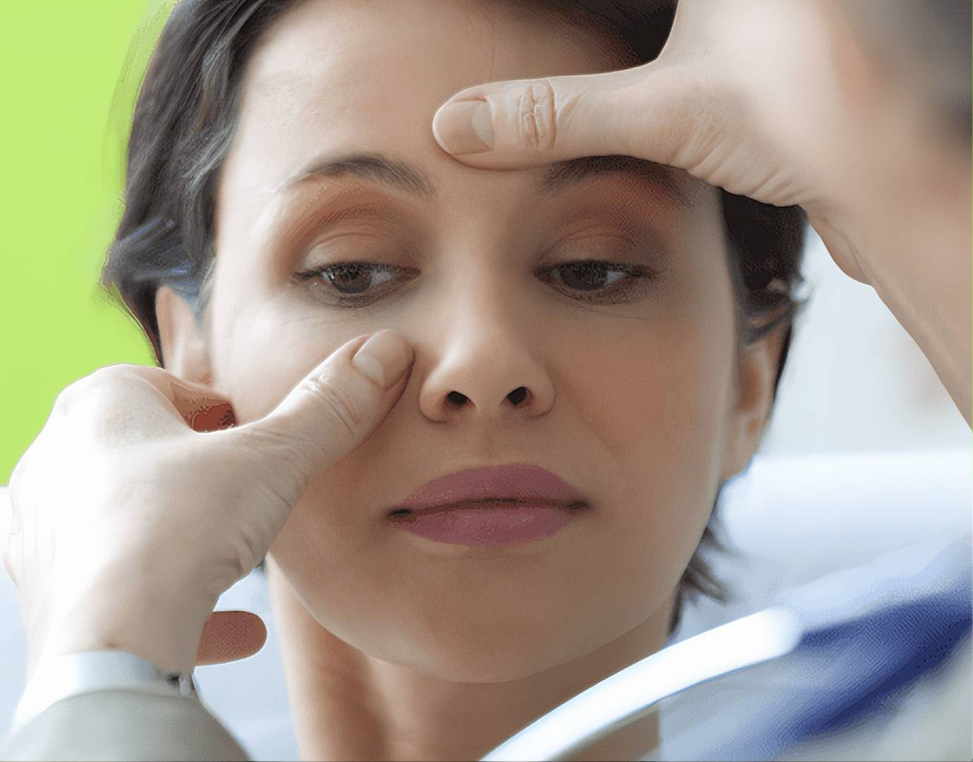CENTRO QUIRURGICO BONAVILA SL - Rinoplastia en Barcelona: información sobre la cirugía estética - UpscaleImage